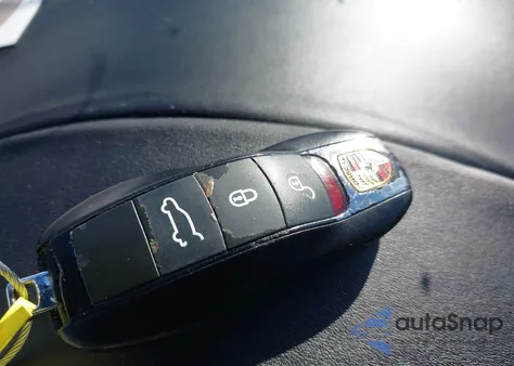 2017 Porsche Macan z USA, uszkodzony, nr VIN WP1AA2A5XHLB03913